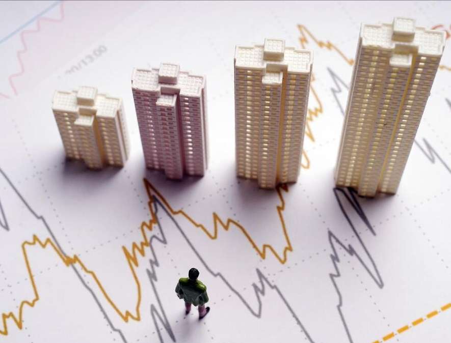 Algorithmic Trading: Balancing Risk and Reward 